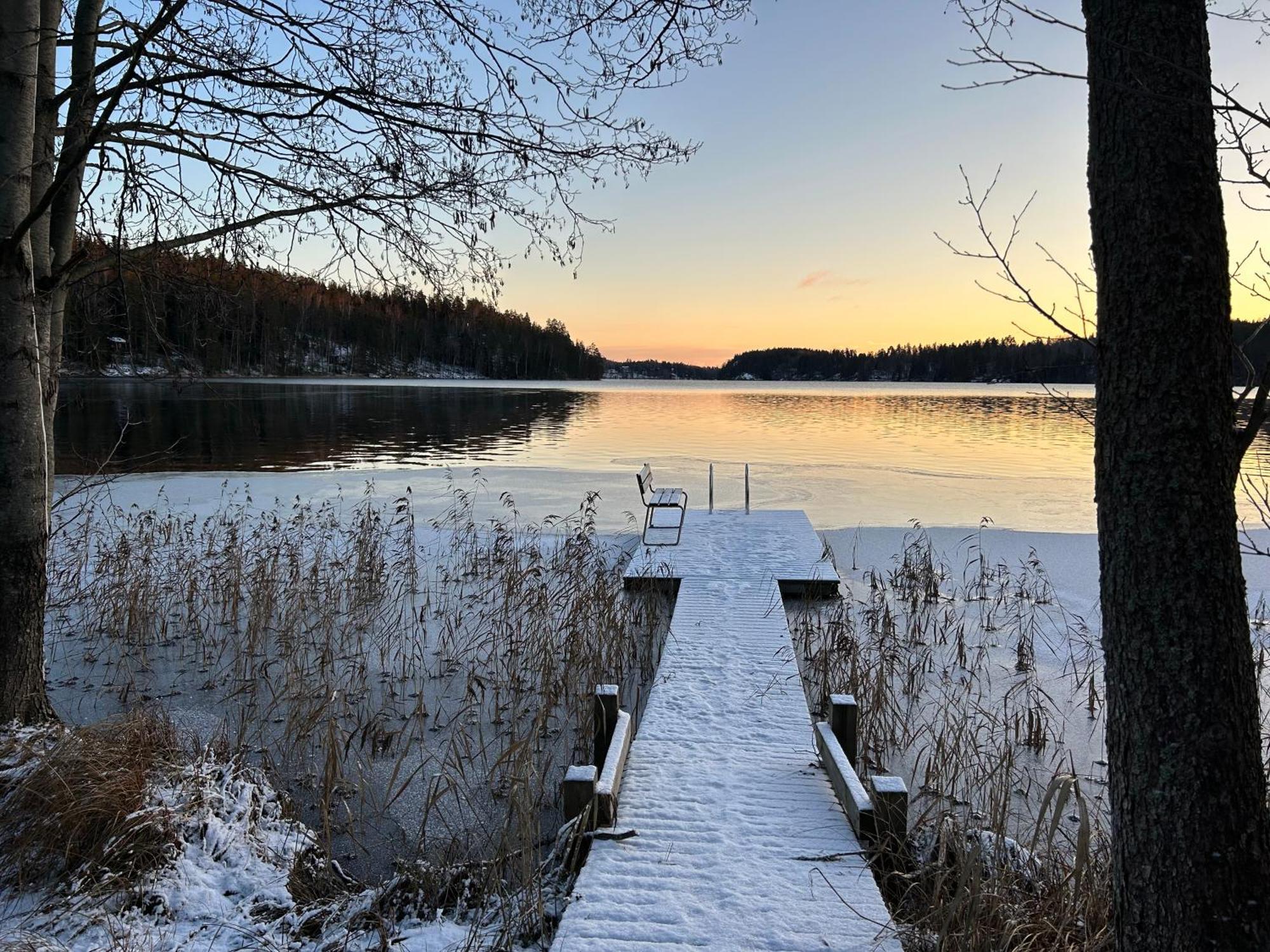 Sauna Cabin In The Heart Of Nuuksio National Park - Moekki Nuuksiossa เอสโป ภายนอก รูปภาพ