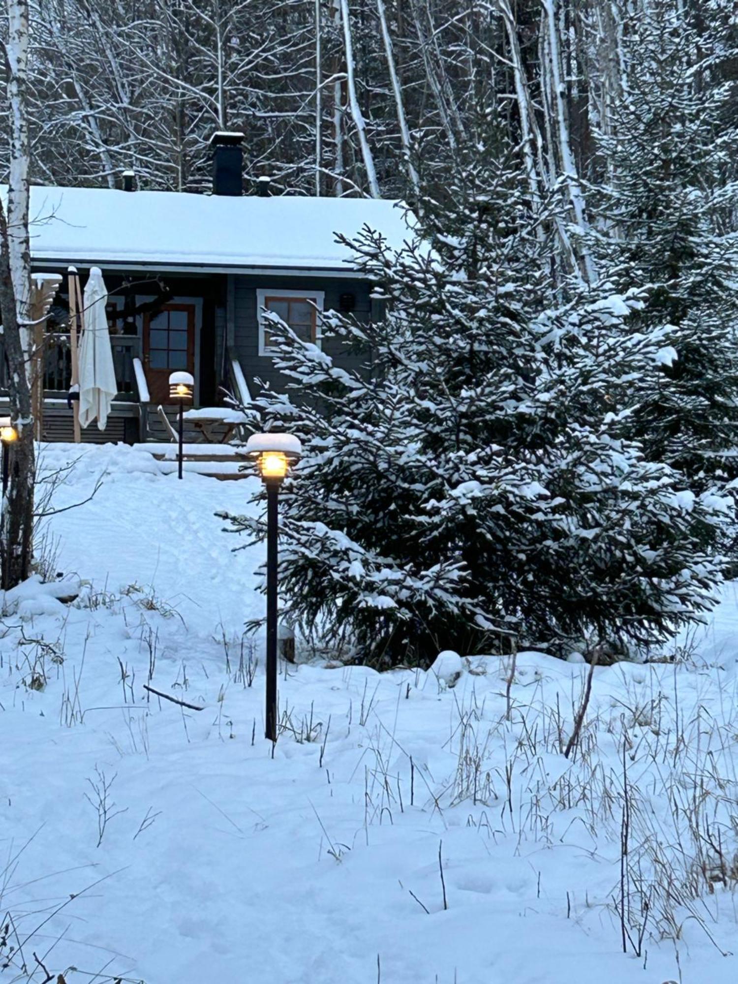 Sauna Cabin In The Heart Of Nuuksio National Park - Moekki Nuuksiossa เอสโป ภายนอก รูปภาพ